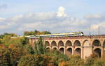 Fünfteiliges Hamsterpärchen als RB 17 Heidelberg/Pforzheim-Stuttgart Hbf am 13.10.2020 auf dem Enzviadukt in Bietigheim.