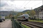 Nachschuss auf den ET23006 der beim Haltepunkt Einsal als ABR99620, (RE16  Ruhr-Sieg-Express ) nach Siegen unterwegs ist. Der Bergrcken im Hintergrund wurde beim Sturm Kyrill verwstet.... (30.04.2008)

