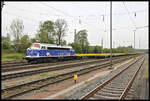 Am 29.04.2022 war die Weihnachtslok von Altmark Rail 1149 zu Gast im Bahnhof Hasbergen und stand dort in der Mittagszeit vor einem Bauzug in Richtung Osnabrück.