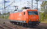 ArcelorMittal Eisenhüttenstadt Transport GmbH, Eisenhüttenstadt [D] mit  145-CL 002  [NVR-Nummer: 91 80 6145 082-4 D-EKO] am 19.09.19 Durchfahrt Bahnhof Flughafen Berlin Schönefeld.