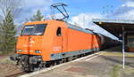 AMEH Trans - ArcelorMittal Eisenhüttenstadt Transport GmbH, Eisenhüttenstadt mit  145-CL 002  [NVR-Nummer: 91 80 6145 082-4 D-EKO] mit Ganzzug Druckgaskesselwagen (Propen) zum Personalwechsel im Bf. Flughafen Berlin Schönefeld am 27.02.20