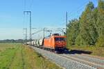 145-CL 002 der ArcelorMittal führte am 10.10.21 einen Transcerealzug durch Wittenberg-Labetz Richtung Falkenberg(E).