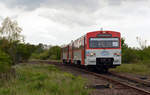 Der Triebwagen der AVG, welcher am 07.05.17 zwischen Egeln und Schneidlingen pendelte, hat bereits den Bahnhof Schneidlingen verlassen und befand sich auf der Rückfahrt nach Egeln. 