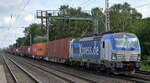 boxXpress.de GmbH, Hamburg [D]  mit ihrer  193 537  [NVR-Nummer: 91 80 6193 537-8 D-BOXX] und einem Containerzug am 29.08.22 Vorbeifahrt Bahnhof Dedensen/Gümmer.
