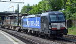 boxXpress.de GmbH, Hamburg [D] mit der MRCE Vectron  X4 E - 609  [NVR-Nummber: 91 80 6193 609-5 D-DISPO] und Containerzug am 03.06.20 Bf.