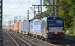 boxXpress.de GmbH, Hamburg [D] mit der MRCE Vectron  X4 E - 608  [NVR-Nummer: 91 80 6193 608-7 D-DISPO] und Containerzug Richtung Hamburger Hafen am 25.08.21 Durchfahrt Bf.