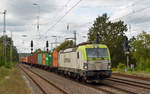 193 897 der Captrain führte am 26.09.19 einen Containerzug durch Saarmund Richtung Schönefeld.