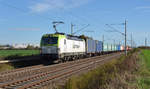 193 896 der Captrain rollte am 20.10.19 mit einem Containerzug aus Melnik kommend durch Rodleben Richtung Magdeburg. Ziel des Zuges war der Containerbahnof Hamburg-Waltershof.