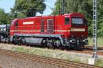 273 008-3 D-CLR am 23.07.2020 in Züssow - Aufnahme von parallel verlaufender Strasse aus.