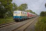 111 174-9 mit dem Centralbahn-Ersatzzug bei der Einfahrt in Bönen-Nordbögge (15.09.2021)