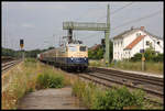 110383 fährt hier auf dem Weg zur Schlagermove nach Hamburg mit dem RPR 348 der Centralbahn am 14.7.2018 um 10.36 Uhr durch den Bahnhof Hasbergen.