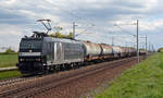 185 557 der CTL führte am 29.04.17 einen Kesselwagenzug durch Rodleben Richtung Magdeburg.