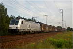 CTL Logistics 186 266-3 fuhr am Abend des 30.08.2017 mit dem Waschmaschinenzug durch die Berliner Wuhlheide