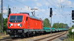 DB Cargo Deutschland AG mit  187 132  [NVR-Nummer: 91 80 6187 132-6 D-DB] und gemischtem Güterzug am 22.06.19 Saarmund Bahnhof.