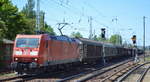 DB Cargo AG mit  185 156-7  [NVR-Nummer: 91 80 6185 156-7 D-DB] mit gemischtem Güterzug Richtung Frankfurt/Oder am 26.07.19 Berlin Hirschgarten.