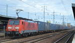 DB Cargo AG [D] mit  189 016-9  [NVR-Nummer: 91 80 6189 016-9 D-DB] und Containerzug am 15.01.20 Bf.