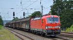 DB Cargo AG [D] mit  193 562  [NVR-Nummer: 91 80 6193 562-6 D-DB] und Ganzzug Schiebewandwagen Richtung Frankfurt/Oder am 13.08.20 Bf. Saarmund.