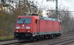 DB Cargo AG [D] mit  185 394-4  [NVR-Nummer: 91 80 6185 394-4 D-DB] am 30.11.22 Durchfahrt Bahnhof Golm.