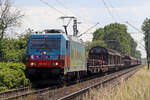 DBC 185 367-0 auf der Hamm-Osterfelder Strecke am BÜ KM37,285 am 15.6.2023