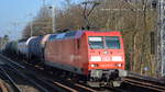 DB Cargo AG [D] mit  145 018-8  [NVR-Nummer: 91 80 6145 018-8 D-DB] und gemischtem Kesselwagenzug am 24.01.20 Berlin Buch.