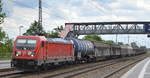 DB Cargo AG [D] mit  187 137  [NVR-Nummer: 91 80 6187 137-5 D-DB] und gemischtem Güterzug Richtung Seddin am 09.06.20 Bf.