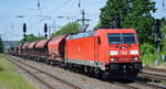 DB Cargo AG [D] mit  185 258-1  [NVR-Nummer: 91 80 6185 258-1 D-DB] und gemischtem Güterzug am 18.05.22 Durchfahrt Bf. Saarmund.