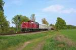 DB Fahrwegdienste 212 093-9 und 212 034-3 mit einen Spritzzug bei Bad Vilbel am 02.05.19