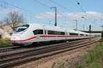 Durchfahrt am 18.04.2015 von 407 006-6 als ICE 275 ( Berlin Ostbahnhof  - Frankfurt (Main) Hbf - Basel SBB), der an diesem Tag als Ersatzzug für einen ausgefallenen ICE 1 ab Frankfurt fuhr.
