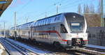 DB Fernverkehr mit dem IC 2177 aus Warnemünde mit  4110 611  Richtung Berlin Hbf. am 12.02.21 Berlin Blankenburg.