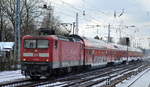 DB Regio Nordost mit dem RE1 nach Eisenhüttenstadt mit  112 112  (NVR-Nummer   91 80 6112 112-8 D-DB ) am 11.02.21 Berlin Hirschgarten Richtung Erkner.