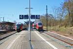 DB Regio Hessen PESA Link 633 003 trifft auf DB Regio 642 147 am 07.04.19 in Dieburg Bhf