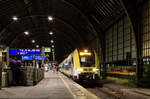 Zum kleinen Fahrplanwechsel am 14. Juni 2020 begann auf der Rheintalbahn der Einsatz neuer Triebfahrzeuge im Landesdesign. Hier steht 1462 013 als erste Fahrt nach Fahrplanwechsel mit dem RE17033 nach Offenburg im Karlsruher Hauptbahnhof bereit.