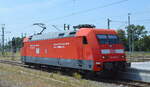 DB Systemtechnik GmbH, Minden (Westfalen) [D] mit  101 020-6  [NVR-Nummer: 91 80 6101 020-6 D-DB] beim Umsetzen im Bahnhof Dessau Hbf.