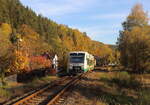 VT 156 der Vogtlandbahn von Sokolov nach Mehltheuer bei Olovi (CZ) an einem schönen Herbsttag am 17.10.22
 