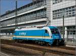 Die 183 005 rangiert am 11.09.2010 im Hauptbahnhof von Regensburg.