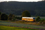 OPB79825 nach Regensburg Hbf im Streiflicht bei Lengenfeld, 02.09.2016