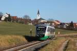 Der VT 08 der Vogtlandbahn pendelte am 27.11.2011 als Sonderzug auf der Strecke Amberg – Schnaittenbach, hier bei Gebenbach.