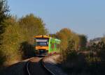 650 654 (VT 19) +650 655 (VT 20) als WBA1 nach Bayerisch Eisenstein am 28.10.2014 bei Triefenried.