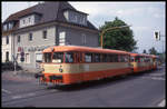 Dreiteiliger DKB VT, ex AKN, mit VT 254, 210 und 211 auf Sonderfahrt hier am 25.5.1995 bei der Ortsdurchfahrt in Sieglar.