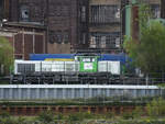Anfang Mai 2021 war in Duisburg-Wanheimerort die Diesellokomotive 4185 037-3 auf Solofahrt zu sehen.