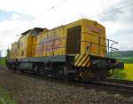 293 001-4 (Ex EBW Cargo V130.13) aber noch mit Logos der EBW fhrt Lz in Richtung Norden durch die Ausfahrt Eichenberg.