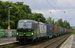 Am Spätnachmittag des 20.07.2019 ist ELL-193 211 mit einem Güterzug in Richtung Süden in Königswinter unterwegs