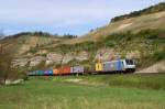 185 672 (EVB) mit Containerzug bei Himmelstadt (22.04.2010)