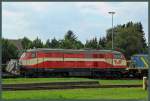 Hinter der 420 01 der EVB verbirgt sich die ehemalige 219 001 (ex V 169 001, Baujahr 1965) der Deutschen Bundesbahn, welche als Versuchlok mit einer Gasturbine als Zusatzantrieb ausgestattet war.