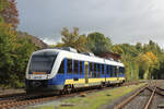 evb 648 177 (648 677-2) verlässt am 03.10.2022 den Bahnhof Bremervörde und macht sich auf den Weg nach Buxtehude.