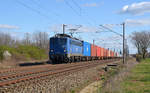 140 876 der EGP schleppte am 22.03.20 einen Containerzug durch Greppin Richtung Dessau.