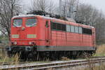 Der erste Kreidezug nach Inbetriebnahme ESTW Lancken: EGP 151 167 (noch im DB Verkehrsrot) brachte am Abend des 08.12.2021 einen beladenen Zug nach Lancken (in 2 Teilen, Zugteilung in Lietzow).