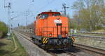 ArcelorMittal Eisenhüttenstadt Transport GmbH, Eisenhüttenstadt mit der Lok  61  [NVR-Nummer: 98 80 3293 061-8 D-EKO] am 13.04.22 Durchfahrt Bf.