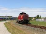 D25 (ex-DB 211 345-4) der Bentheimer Eisenbahn AG whrend eine Lokfahrt fr die Emslndische Eisenbahn GmbH auf die Stichstrecke in Drpen am 16-7-2010.