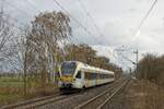 ET 7.09 der Eurobahn fährt als RE 3 in Bönen-Nordbögge ein (10.04.2022)